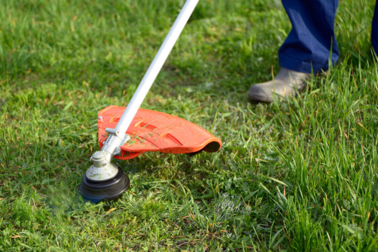 Tools Necessary To Maintain Your Lawn The Messenger tools-necessary-to-maintain-your-lawn-the-messenger